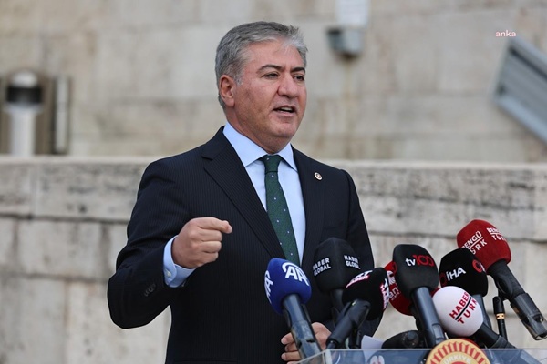 CHP’li Murat Emir Ateş Püskürdü