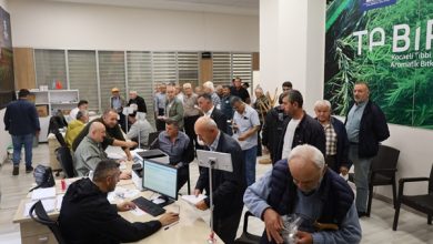 Kocaeli Büyükşehir’den Üreticilere Tohum Desteği