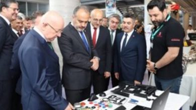 Otomotiv öğrencileri Bursa’da teknolojinin peşinde