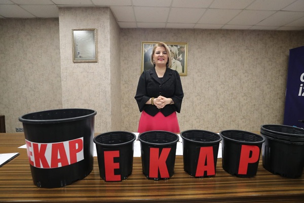 Fatma Başkandan Saksı İhalesi İftiralarına Yanıt