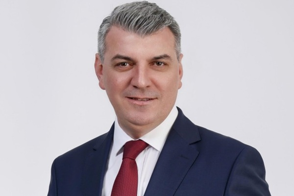 İlker Ulusoy: “Büyükşehir Sorumluluktan Kaçıyor”