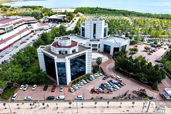 Başvuran her şehit ve gazi çocuğuna burs