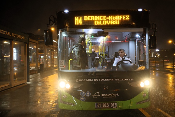 Kocaeli’de 24 Saat Kesintisiz Ulaşımda Bu Hatlar Sabaha Kadar Yollarda