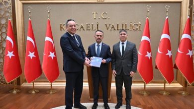 “Sayılarla Kocaeli 2025” Kitabı Vali İlhami Aktaş’a Takdim Edildi