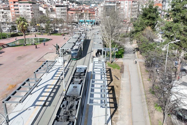 1 Tramvay Aracı Aynı Anda 600 Yolcu Taşıyacak