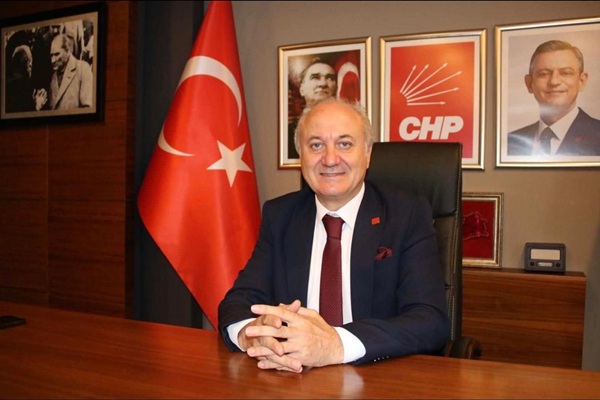 Erdem Arcan - CHP Kocaeli İl Başkanı