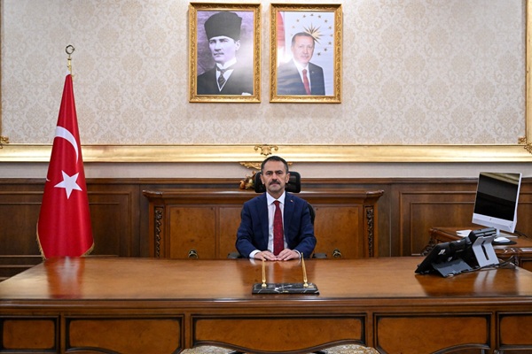 İlhami Aktaş - Kocaeli Valisi