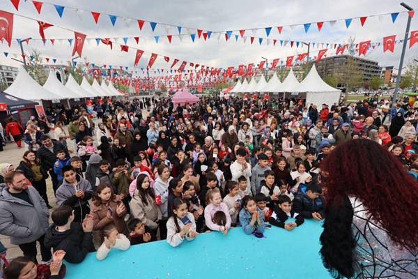 Kartepe’de Çocuklar Bilim ve Eğlenceyle Buluştu