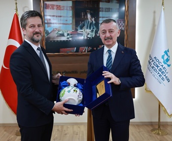 Büyükakın’ın konuğu Macaristan Büyükelçisi Matis