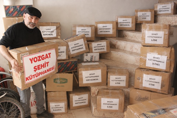 Doyduğu Yerden Doğduğu Yere 25 Bin Kitap
