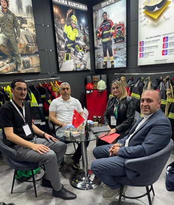 Kocaeli Büyükşehir İSG Profesyonelleri TOSH Expo’da ziyaretlerini sürdürdü