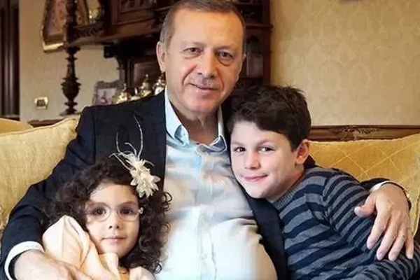 Cumhurbaşkanı Erdoğan 10'uncu kez Dede oldu