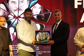 Kocaeli Film Festivali Gölcük'te Görkemli Bir Galayla Başladı