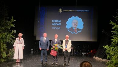Erdem Arcan Uluslararası Oskar Ödülü’nü Özgür Özel’e İthaf Etti