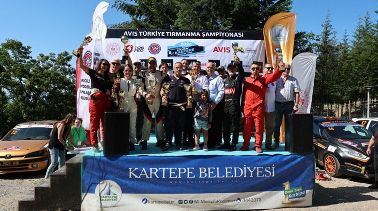 Kartepe’de Tırmanma Yarışı Nefes Kesti