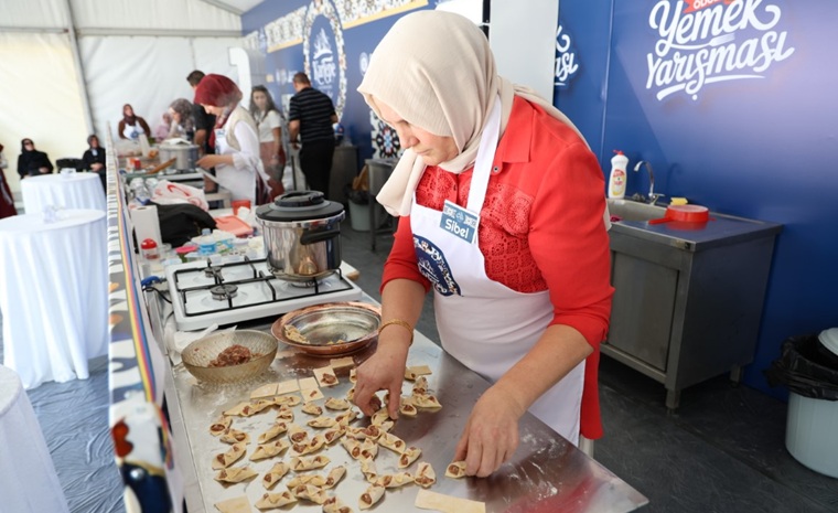 Kartepe’nin En Lezzetli Tabakları Yarıştı