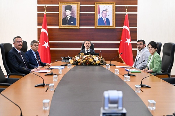 Vali Aktaş, İçişleri Bakanı Mustafa Çiftçi’nin VKS Toplantısına Katıldı