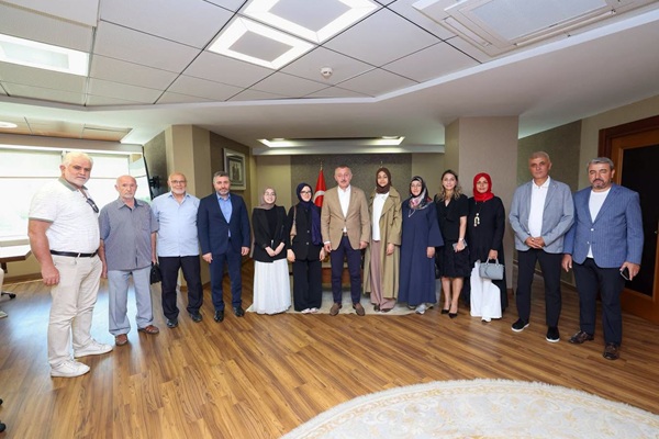 Başkan Büyükakın Şampiyonları ağırladı