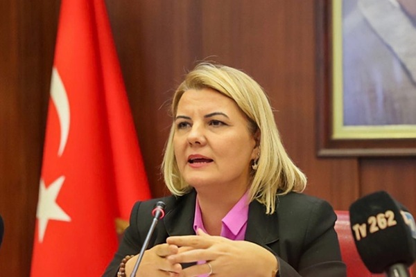 Fatma Kaplan Hürriyet görevden uzaklaştırıldı
