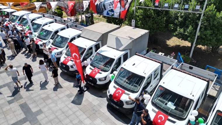 Hürriyet teslim aldığı 80 aracı 400'e çıkardı