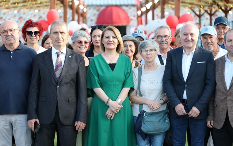 İzmit Belediyesi Yahya Kaptan Kütüphanesi Açıldı