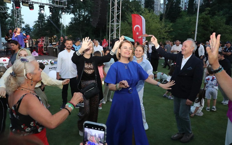 Cephanelik Kır Düğün Salonu coşkulu törenle açıldı