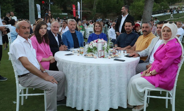 Cephanelik Kır Düğün Salonu coşkulu törenle açıldı