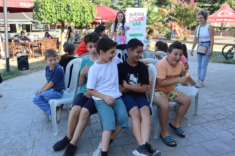 İzmit’in mahallelerinde geleneksel oyun coşkusu devam ediyor