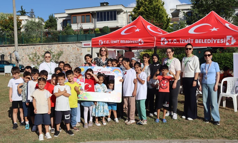 İzmit’in mahallelerinde geleneksel oyun coşkusu devam ediyor