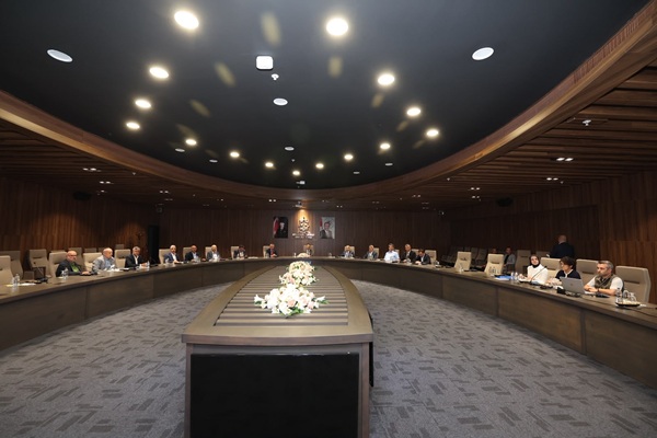 Kocaeli’de Sahipsiz Sokak Hayvanları İçin Toplantı Yapıldı