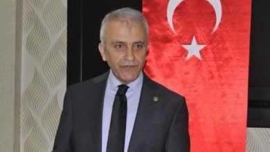 Sağlık Çalışanı Her Gün Biraz Daha Yoksullaşmaktadır