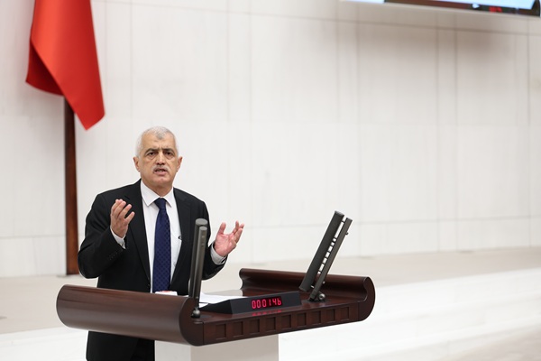 Gergerlioğlu, Kocaeli’nin kronikleşen sorunlarını meclis gündemine taşıdı!