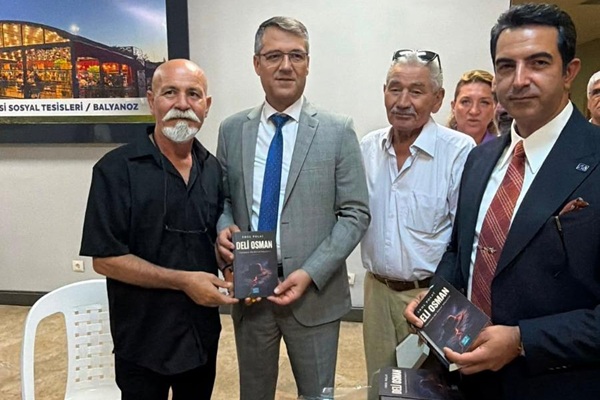 Polat'ın Kaleme Aldığı 'Deli Osman' Romanının Lansmanı Gerçekleşti