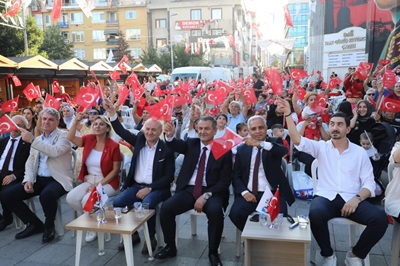 30 Ağustos Zafer Bayramı İzmit’te gururla kutlandı