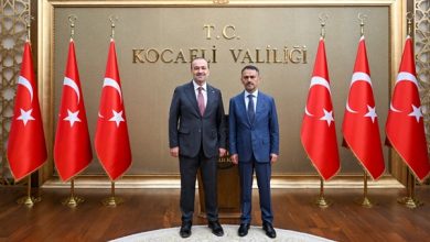 Ak Parti Kocaeli İl Başkanı Şahin Talus Vali İlhami Aktaş'ı Ziyaret Etti