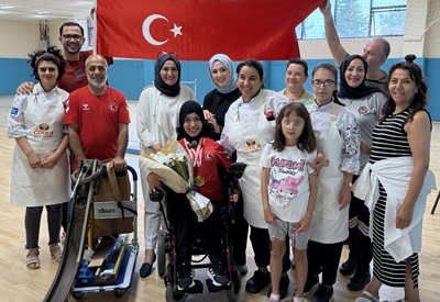 Dünya şampiyonu Havva Alyurt’a kutlama