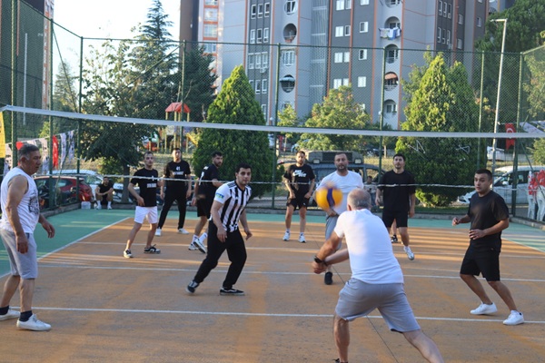 Fevzi Çakmak Mahallesi’nde voleybol coşkusu yaşanıyor