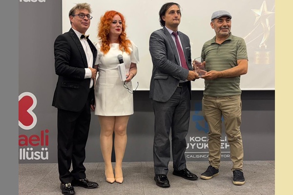 Gazeteci-Yazar Mustafa Eranıl’a Meslek Onur Ödülü