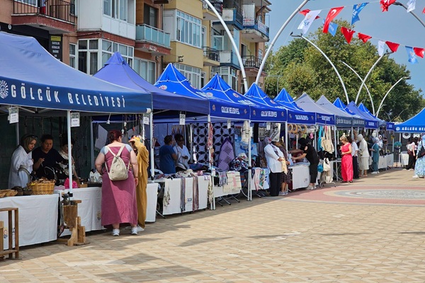 Gölcük Belediyesi Geleneksel El Sanatları Festivali Başladı