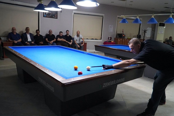 Gölcük’te Zafer Bayramı Bilardo Kupası Heyecanı Sona Erdi