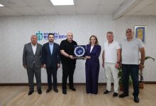 Gürcistan Kutaisi heyetinden Büyükşehir’e ziyaret