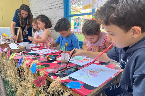 İzmit Belediyesi Çocuk Atölyeleri Ağustos ayında da devam ediyor