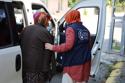 Kartepe’de Yaşlılar Yalnız Değil