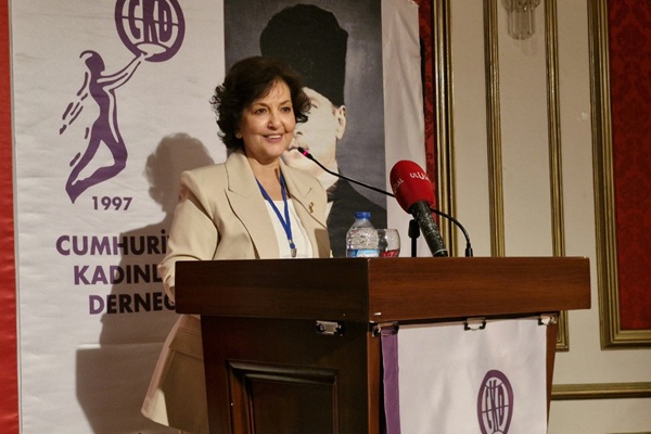 Oygür: "Bu Yasa Bütünleşen Türkiye Hedefine Yetecek midir?"