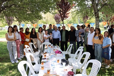 AK Parti İzmit Teşkilatı Piknikte Buluştu
