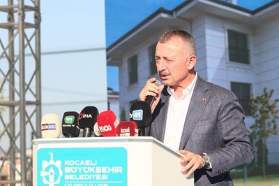Büyükşehir 144 aileyi daha ev sahibi yaptı