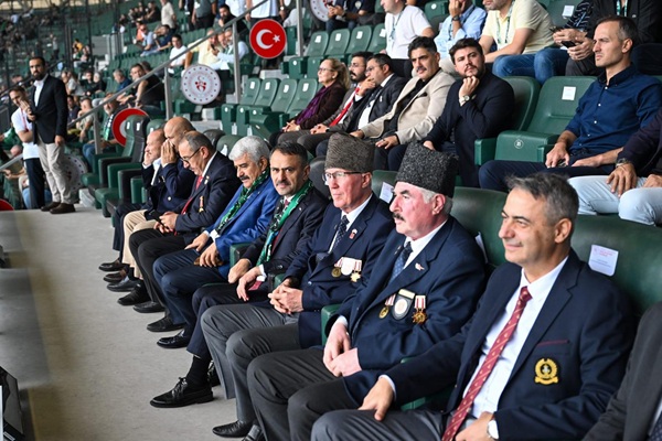 Kocaelispor - Gaziantep FK karşılamasını Gazilerimizle beraber izlediler