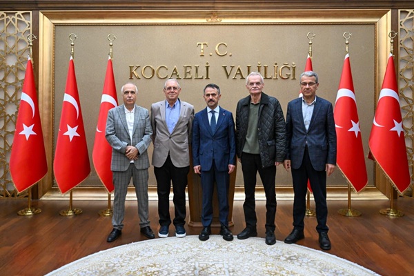 Merkez Valilerinden Vali İlhami Aktaş’a Ziyaret