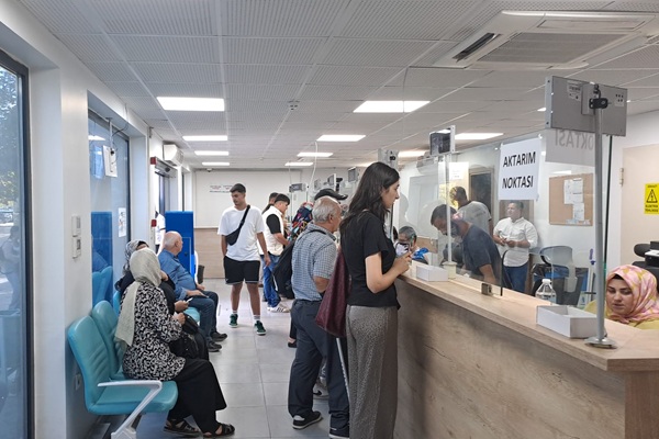 Seyahat Kart Ofisleri hafta sonu da açık