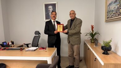 Azerbaycan Kültür Derneği’nden Ziraat Bankası Körfez Şube Müdürü Abdulkadim Sevilmiş’e Teşekkür Plaketi